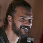 Ricardo Arjona – Acompáñame a Estar Solo (Circo Soledad En Vivo)